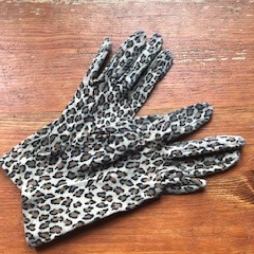 Women's Leopard Print Gloves Made in France